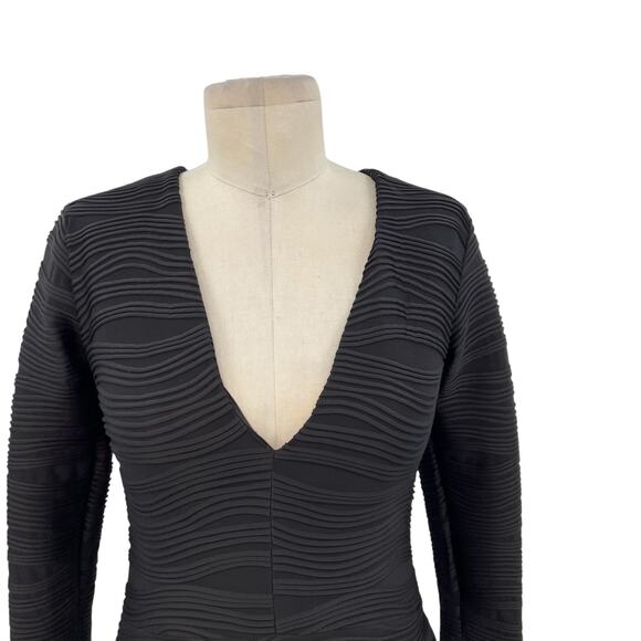 Bec & Bridge Textured Bodycon Mini Dress Ribbed Long Sleeve Black Size US 4 - Picture 3 of 8
